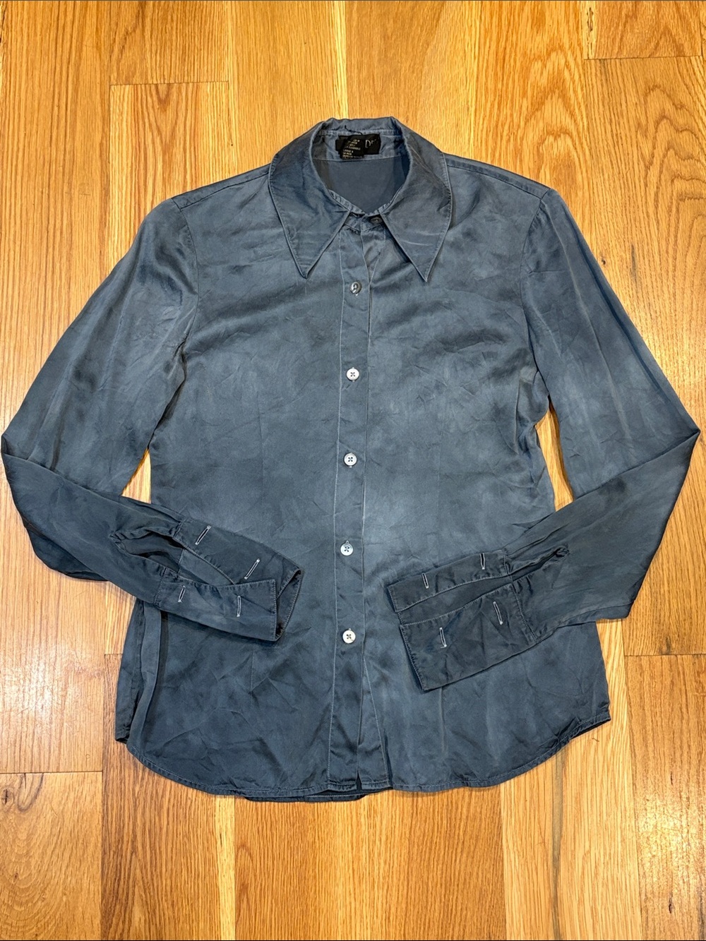 Women’s Vintage Episode 100% Silk Blouse, Size 4